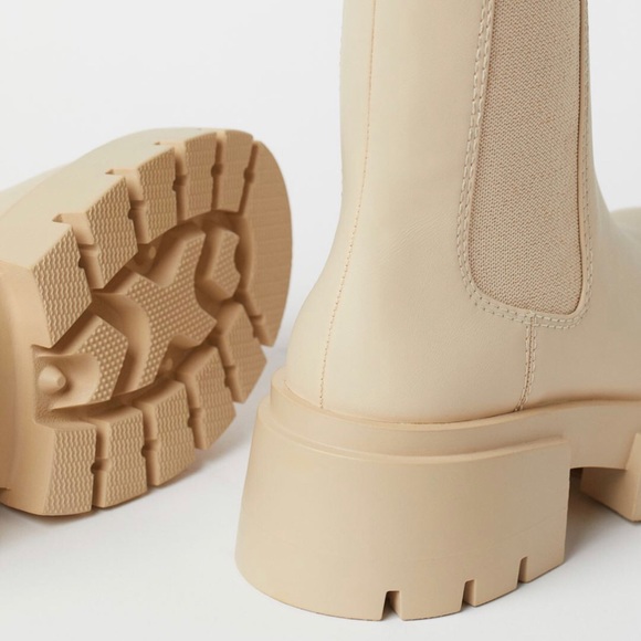 CHELSEA BOOTS 11W - Picture 2 of 3